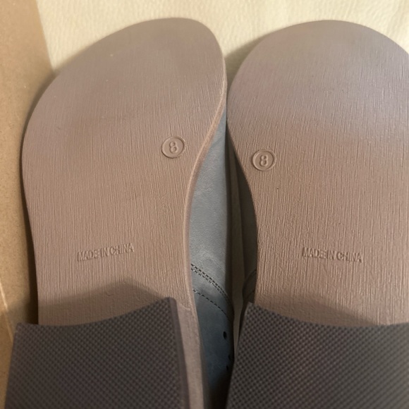 Vepose Women's Ankle Cutout Booties - Picture 3 of 7